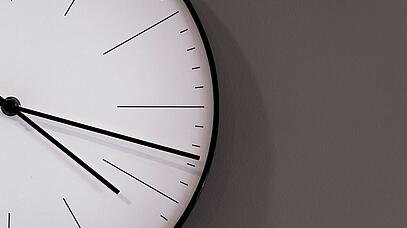 Uhr
