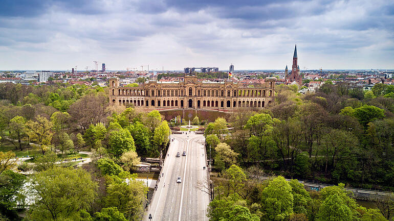Maximilianeum von oben